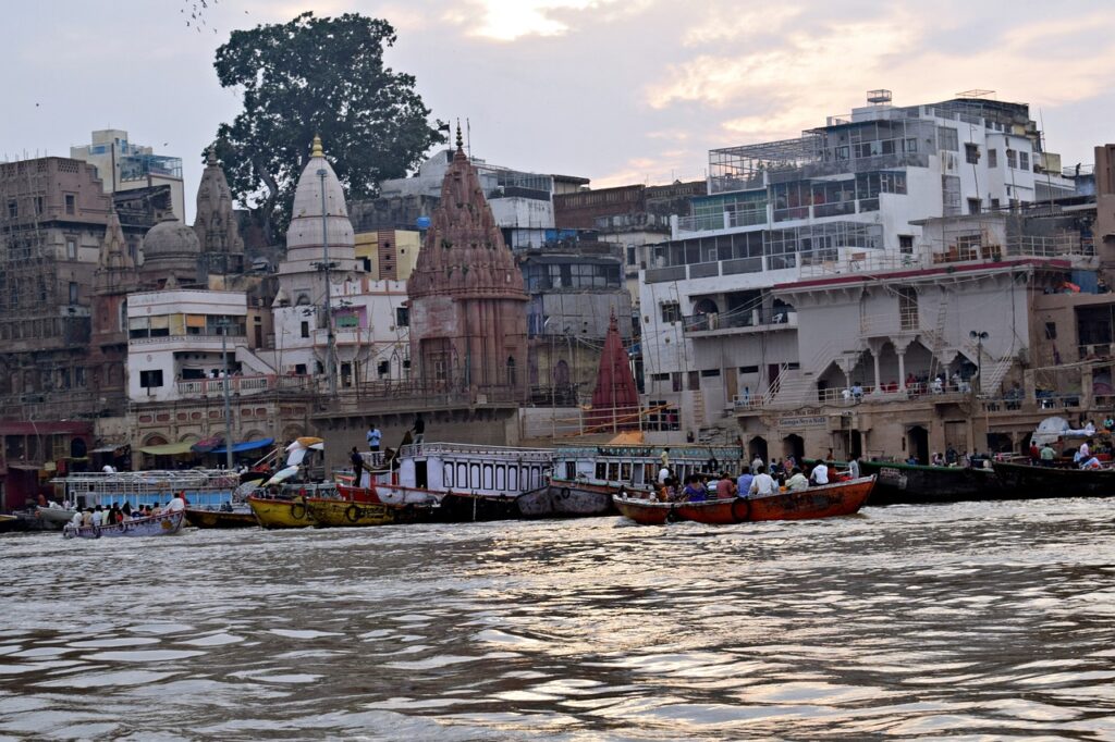 Lively Varanasi Ghats