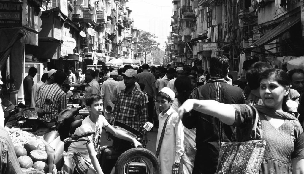 busy mumbai city